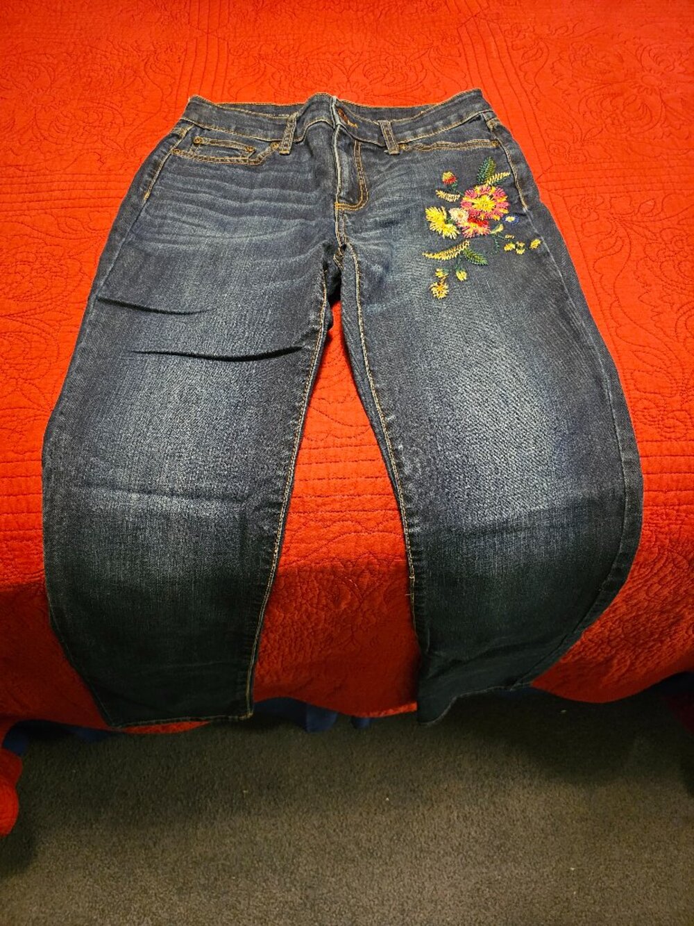 Women's St John's bay denim dark blue jeans size 8
